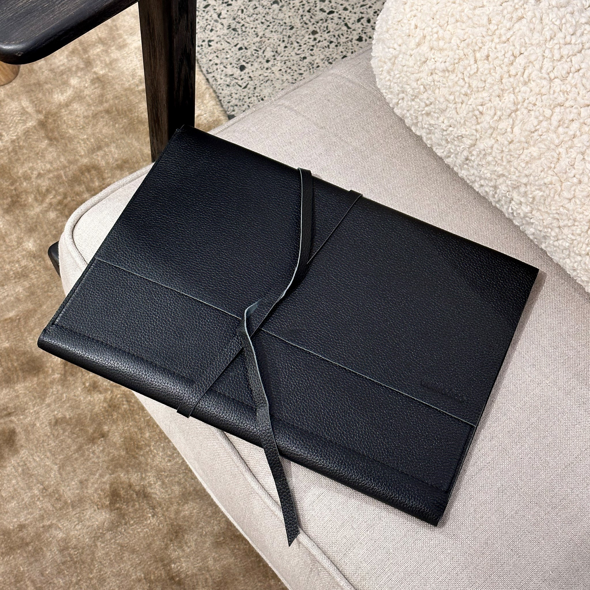 A4 Lewis Leather Folder in Black or Tan by Duffle&Co