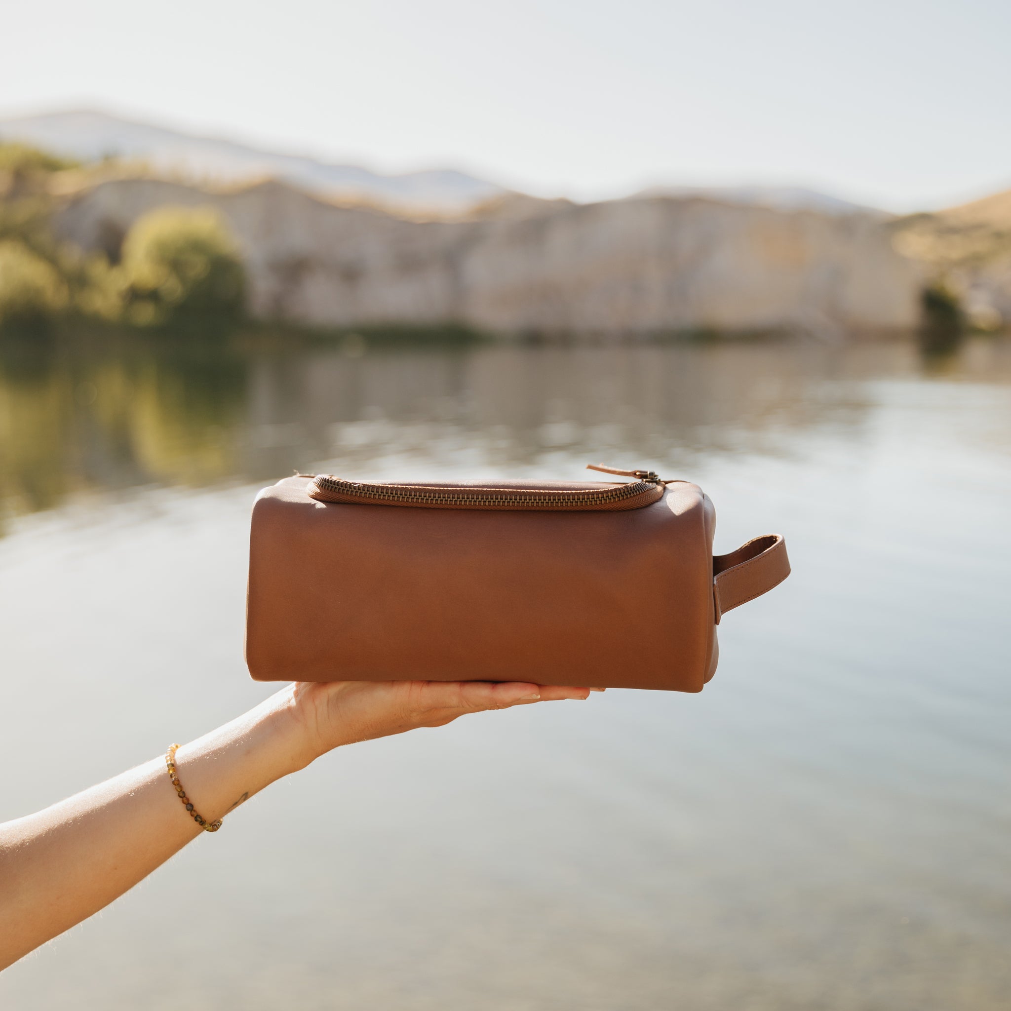 Ralph Wash Bag in Black or Tan by Duffle&Co